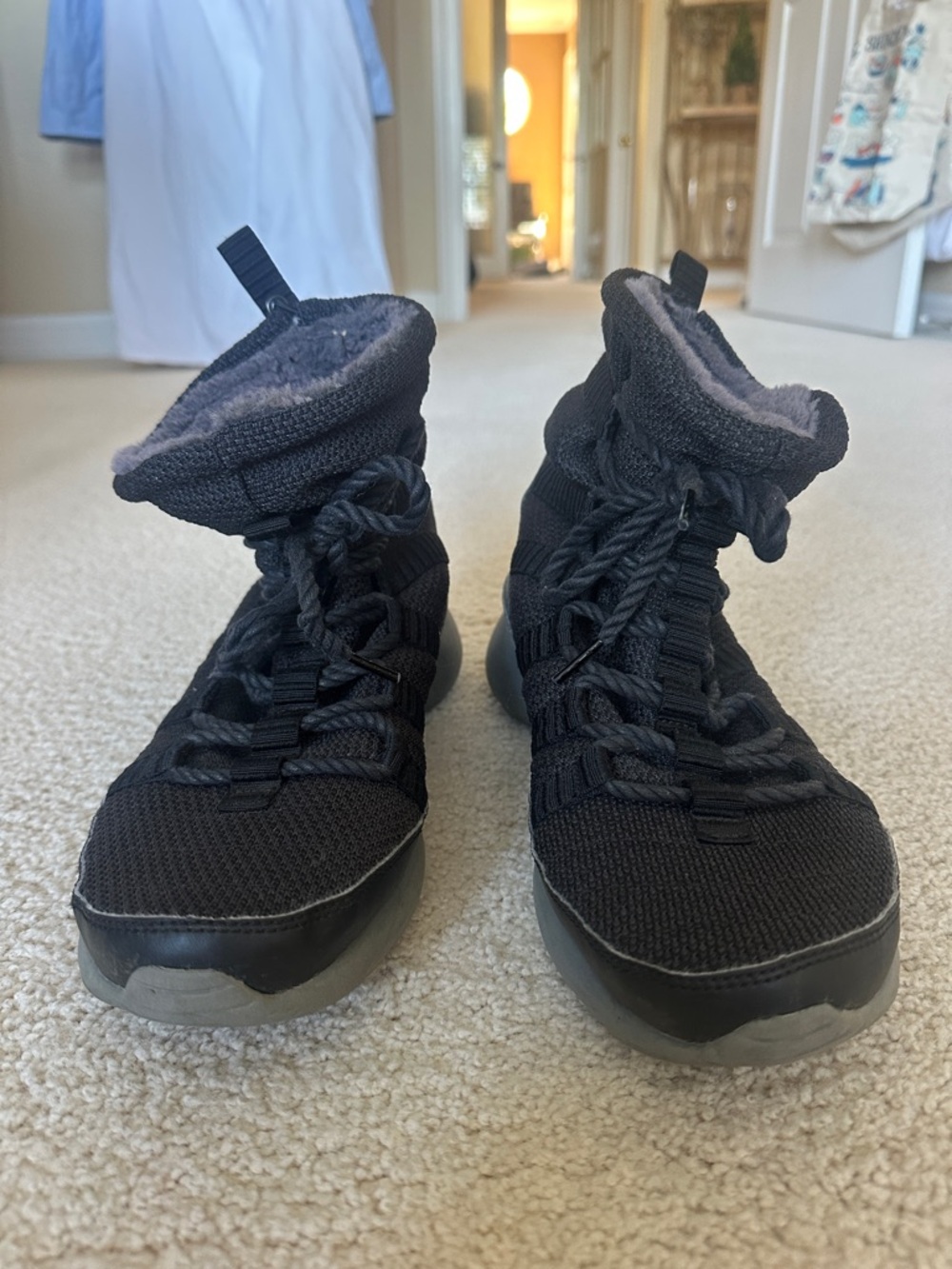 Nike Black Knit High-Top Sneakers with Gray Soles and fur - Picture 2 of 9